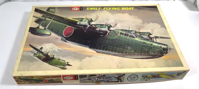 Emily Kawaniski Type 2  Flying Boat H8K2 1/72 scale Model Kit 8051-600 UPC