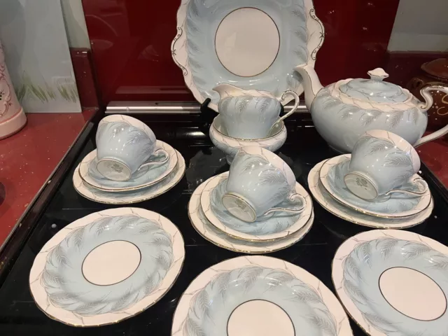 Aynsley China teaset with teapot