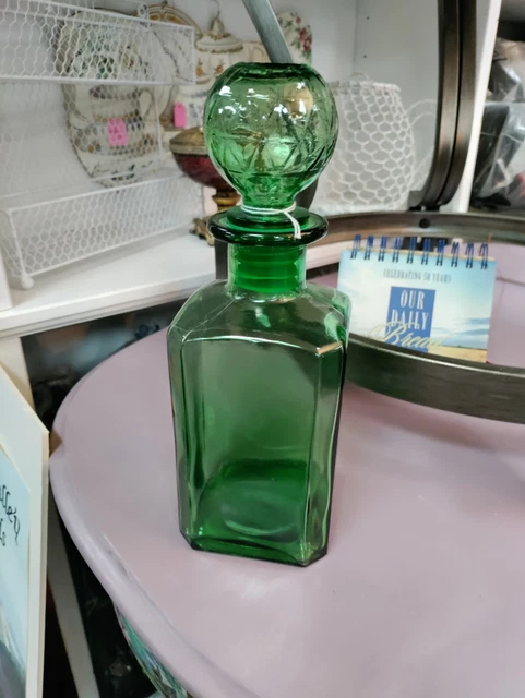 Empoli Green Emerald Square Decanter & Lid (Italy)