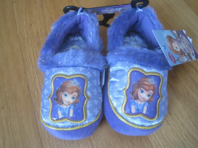 Pantoufles Disney Sofia The First Lavande Violet Fausse Fourrure Neuf Avec Étiquettes 5 6