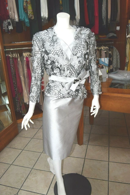 Abito in deals pizzo con giacca