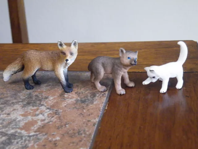 Schleich White Arctic Fox RETIRED + Others  FREE SHIP