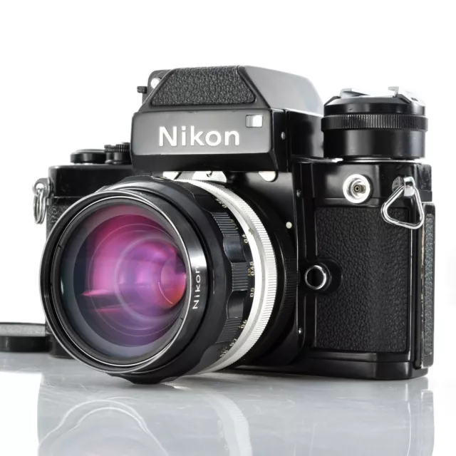 Boîtier d'appareil photo photonique Nikon F2 + objectif NIKKOR-OC 35 mm f/2...