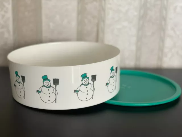 https://www.picclickimg.com/5q0AAOSw4ixjj7OD/NEW-NEW-Vintage-Tupperware-One-Touch-Christmas-Holiday.webp