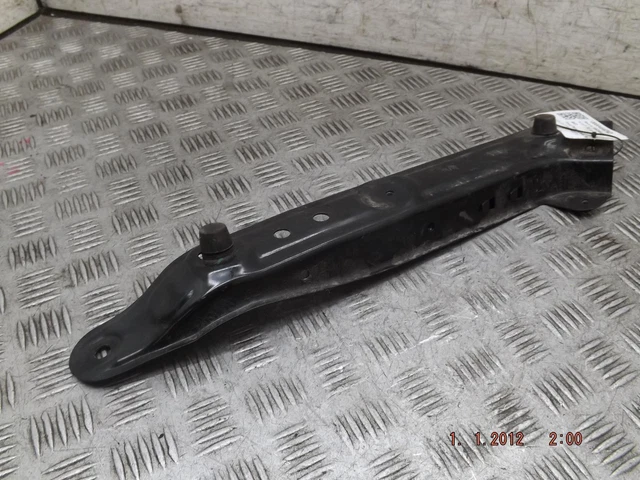 Mg Mg3 Staffa faro faro passeggero sinistro N/S Mk1 2012-2023†