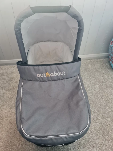Out n About Nipper Bassinet for Baby