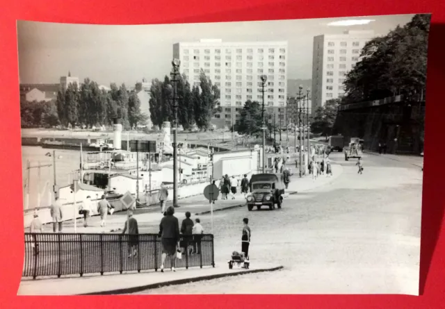 Original Gross Foto DRESDEN Terassenufer mit Elbedampfer und LKW  ( F15300