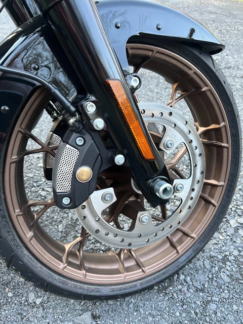 California Custom Parts Brembo Front Brake Caliper Insert Set For Harley, Chrome Skull Design #028, Gloss Vinyl