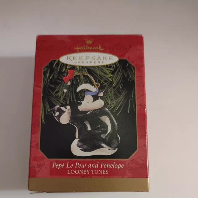 Hallmark Keepsake Pepe Le Pew Penelope Looney Tunes Christmas Ornament 1998