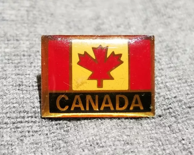 LMH Pin Pinback Tie Hat Lapel CANADIAN FLAG Canada Red Maple Leaf Tri-bar 5/8"