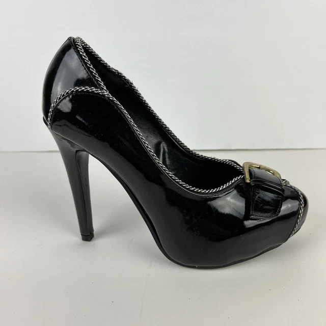 Fredericks of Hollywood Shoes Womens 9.5 Stiletto High Heels Black Gold Buckles