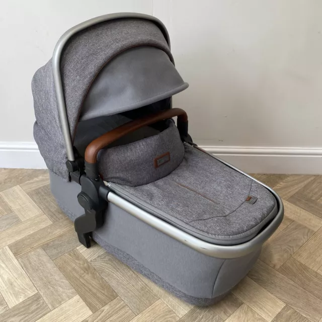 Silver Cross Wave Carrycot - Zinc (Excellent condition)