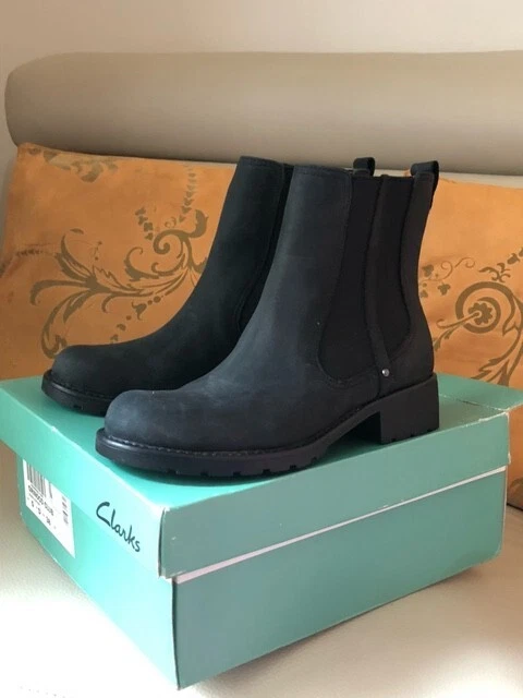 Bottines Manas En Cuir De Chèvre Noir Et Blanc - Taille 38 - Talon Plat - Occasion Très Bon état