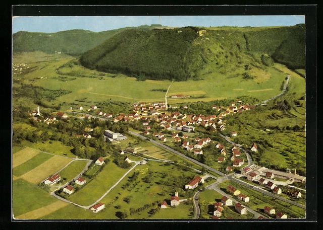 AK Bad Ditzenbach /Kr. Göppingen, Ortsansicht mit Bergen