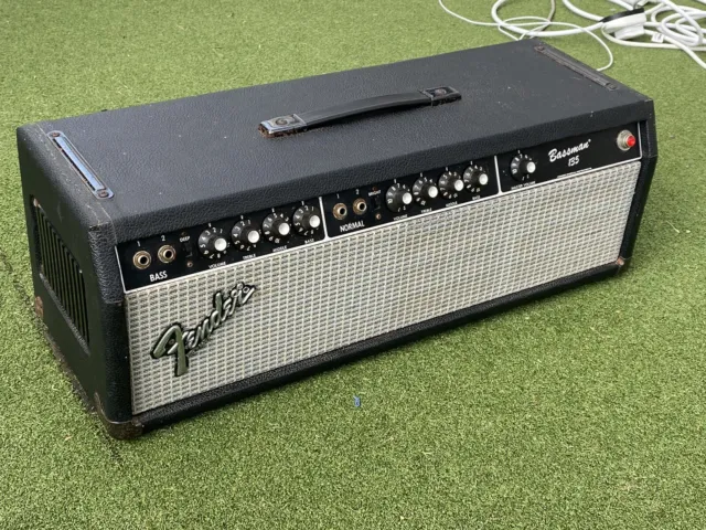 Fender bassman 135 Amplifier