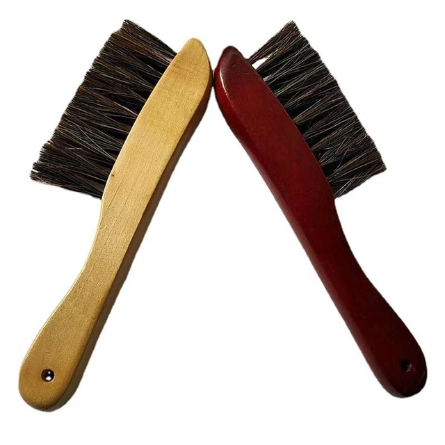 Gardez vos rails de table de billard propres avec cette brosse de rail de table