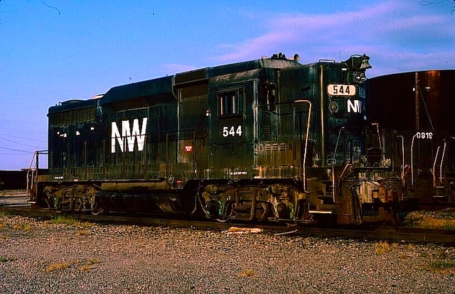 Original Kodachrome Slide Norfolk & Western Gp-30 #544 Norfolk, Va Sept. 1987