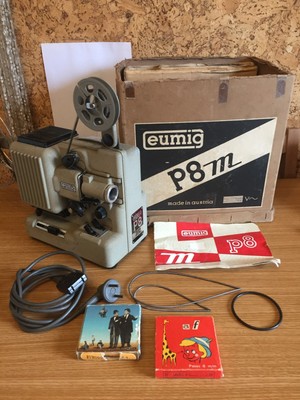 Funzionante Eumig Proiettore EUMIG WIEN type P8 M 