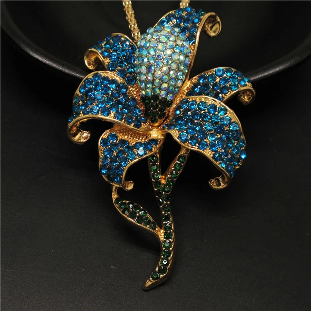 New Betsey Johnson Blue Bling Flower Rhinestone Crystal Pendant Chain Necklace
