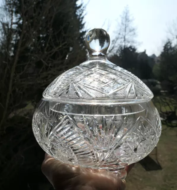 Grande coupe sur pieds en cristal bonbonnière drageoir avec couvercle