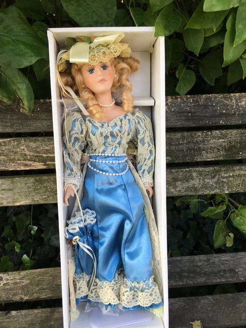 Générique Poupée de Collection Opera en Porcelaine de Luxe