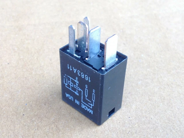 Jeep Patriot Compass Grand Cherokee Dodge Multi Use Relay 5 Pin Black 68053218Aa Jeep Patriot Compass Grand Cherokee Dodge Multi Use Relay 5 Pin Black 68053218Aa