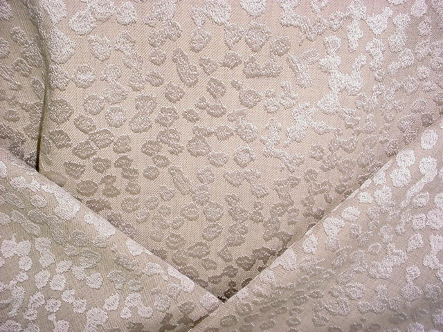 17-1/2Y Lee Jofa Platinum Linen Cheetah Embroidered Linen Upholstery Fabric