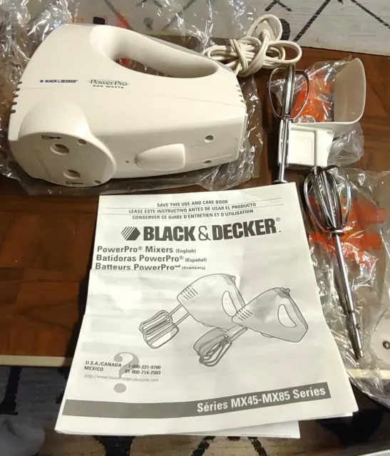 Black and Decker Power Pro 200 Watt Hand Mixer MX55 8 Beaters Dough Hooks