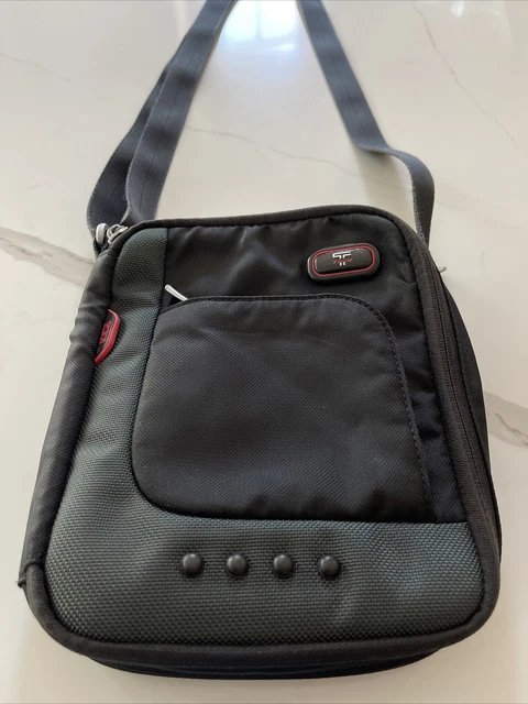 Tumi Flow T Tech Crossbody Purse Travel Tote Black Red Nylon Organizer Messenger