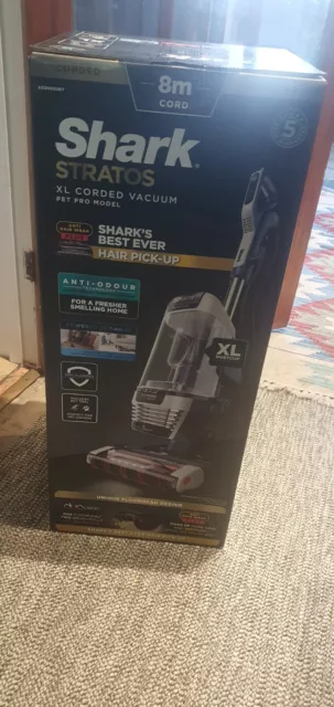 shark Sratos Pet Pro vacuum cleaner AZ3000UKT