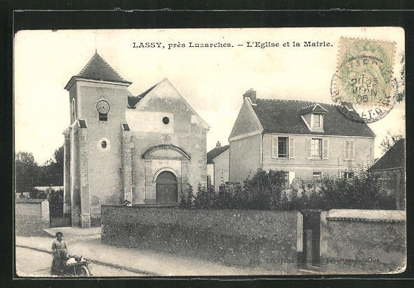CPA Lassy, The Church and the City Hall
