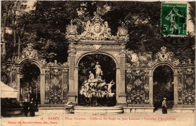 CPA NANCY - Place Stanislas - Grille en fer forgé de Jean Lamour (484064)