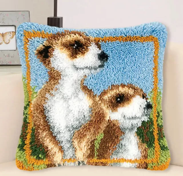 Latch hook cushion cover kit - 43x43cm - Meerkats