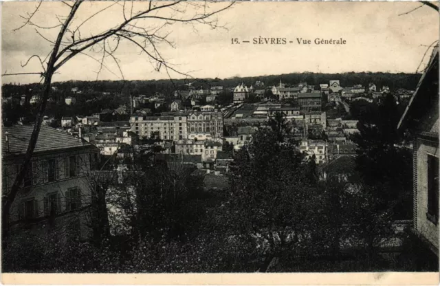 CPA Sevres vue generale (1313047)