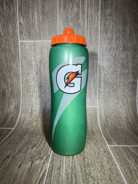 Gatorade Contour 32 oz. Squeeze Water Bottle All Sport Bottle Workout Fitness