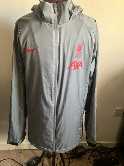 Liverpool manager rain best sale jacket