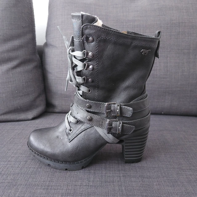 Grey boots size 6 store