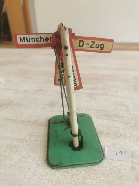 Doll: Richtungsanzeiger - Spur 0