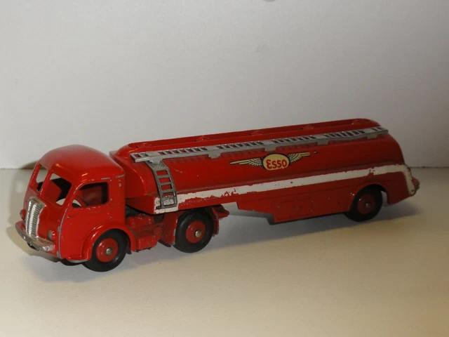 Dinky Toys 32C Tracteur Panhard Citerne ESSO - Made In France, Meccano, Zamak