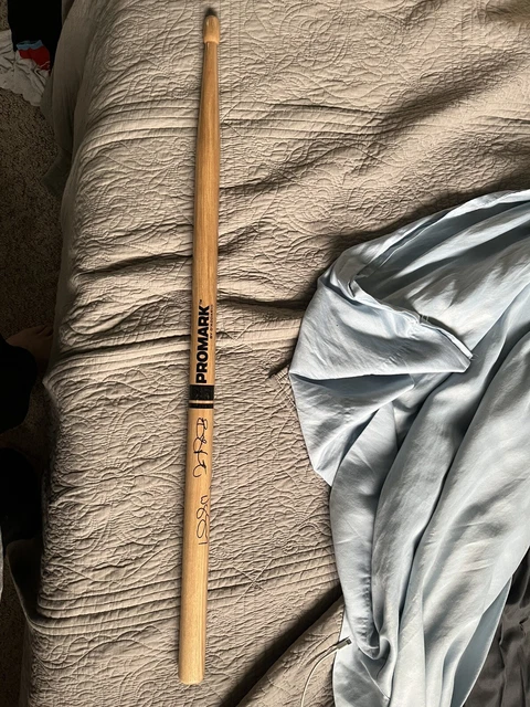 Saliva Band Signed Oversized 3 ft Drumstick Shinedown Wayne Swinny Rip