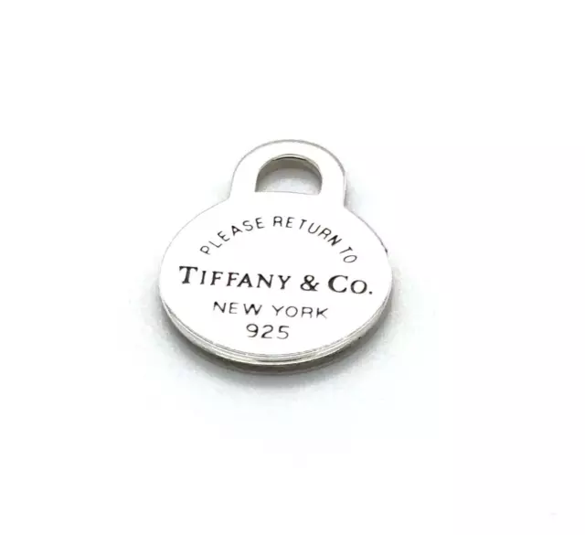 Return to Tiffany & Co.Small Round Charm Sterling Silver