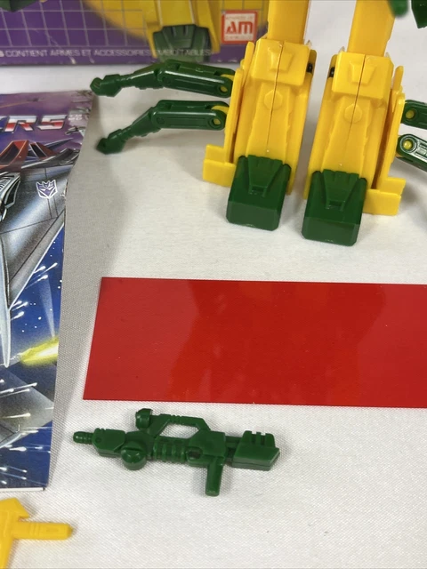 BARRAGE INSECTICON TRANSFORMERS G1 Canadian Billingual Box Complete ...