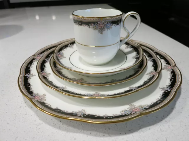 Noritake Palais Royal Complete Place Setting Noritake Palais Royal Complete Place Setting