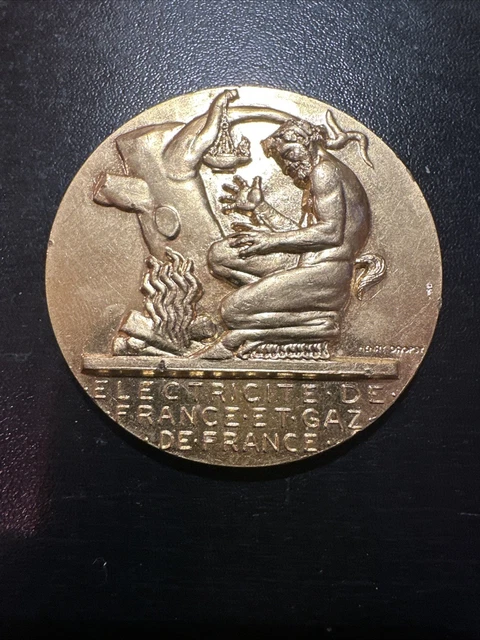 Médaille en Bronze Argenté Labor Improbus Omnia Vincit - Allégorie de l Médaille en Bronze Argenté Labor Improbus Omnia Vincit - Allégorie de l