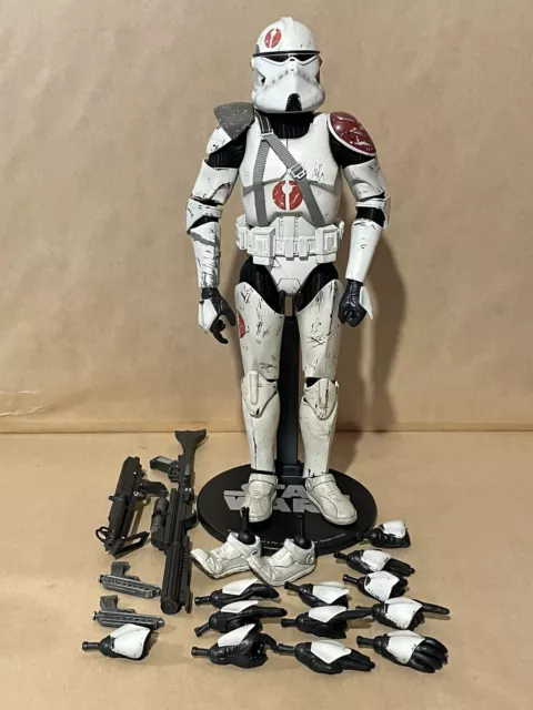 Sideshow Star Wars Commander Neyo 1/6 Scale Figure