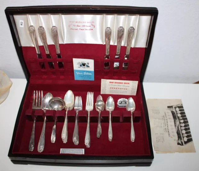 1847 Rogers Bros Silver Plate DAFFODIL Flatware Set in Box wPamphlet Cards 50 pc