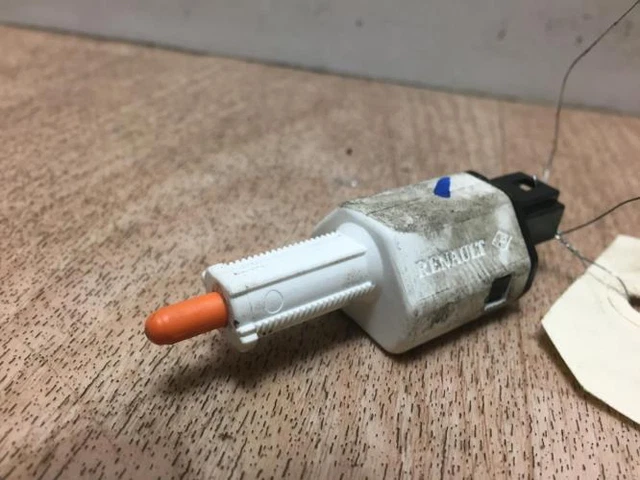 Bouton De Warning Pour Renault Velsatis | 252904889R, 8200442724 | Star-Pièces