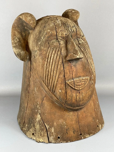 210813 - Antique African Bamum helmet mask - Cameroon.