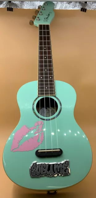 Fender Limited Edition Zuma Concert Ukulele Surf Green Custom Sublime Vibes