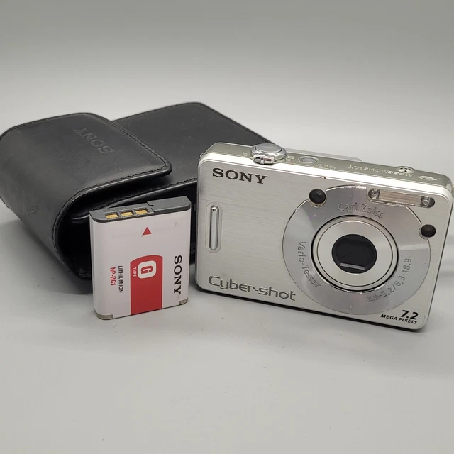 Sony Cybershot DSC-W70 7,2 megapixel fotocamera digitale compatta argento testato